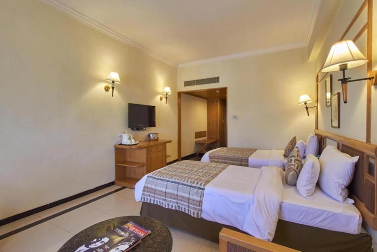 Aditya Hometel Hotel 3*