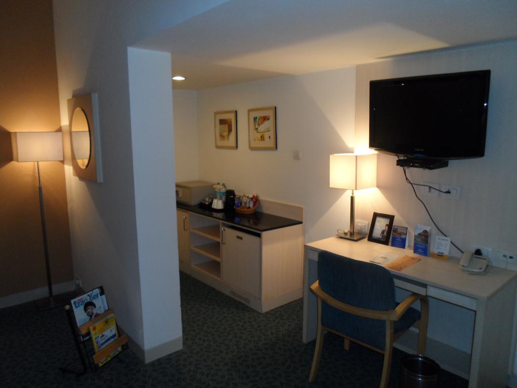 Aditya Hometel Hotel 3*